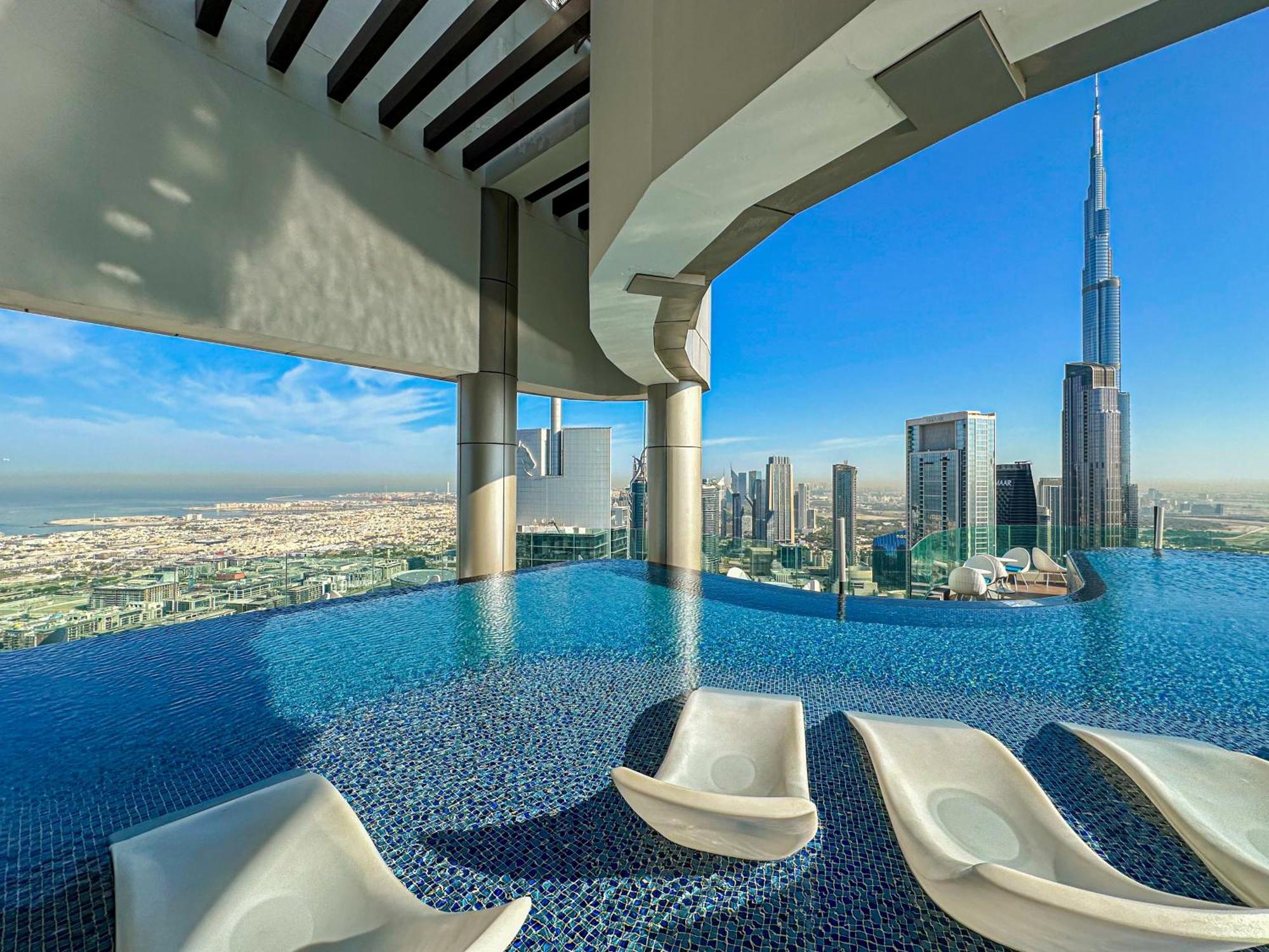 Full Burj Khalifa View Lux 2Bedroom With Rooftop Pool Central Location In Paramount Hotel Midtown Дубай Экстерьер фото