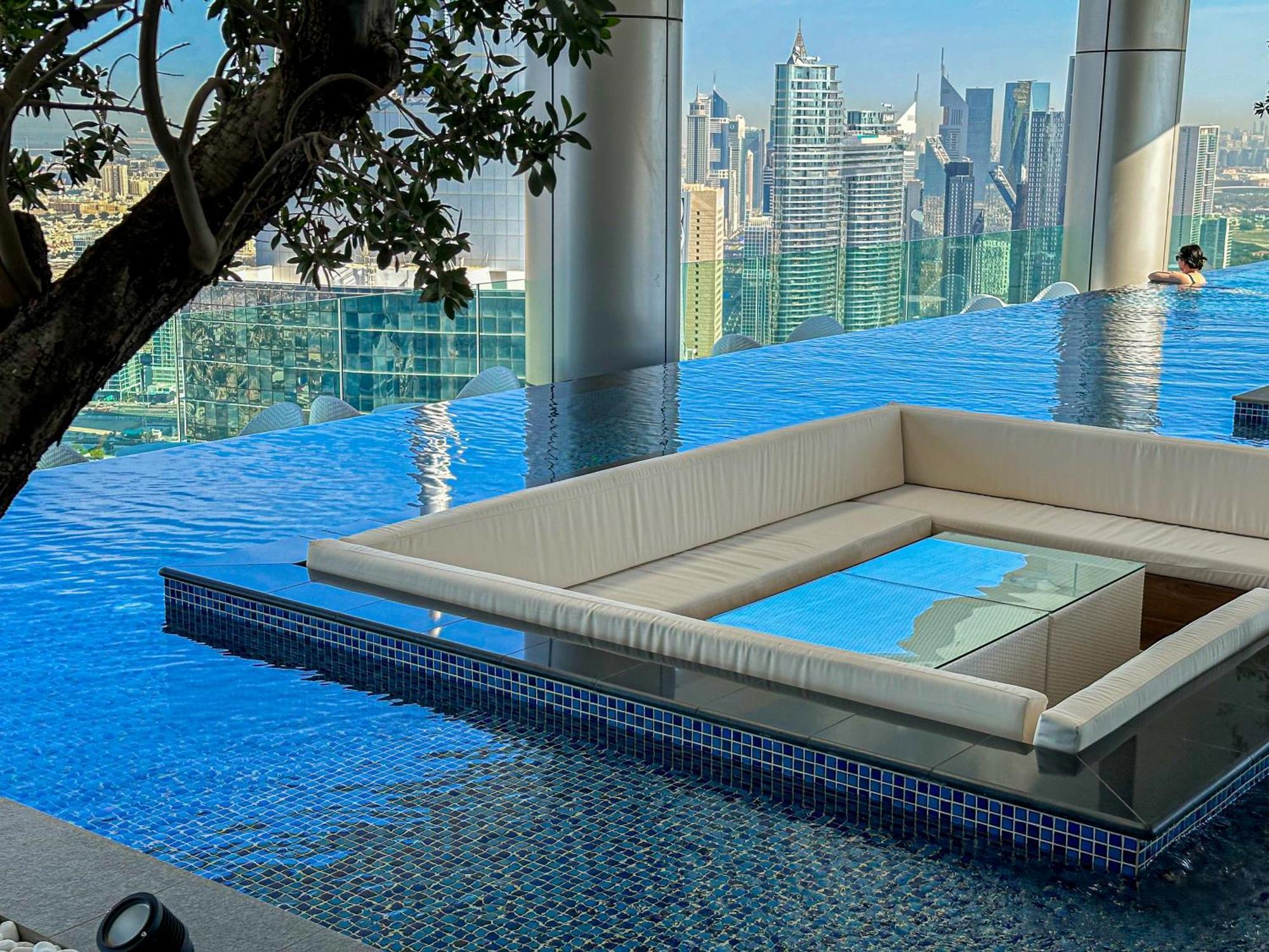 Full Burj Khalifa View Lux 2Bedroom With Rooftop Pool Central Location In Paramount Hotel Midtown Дубай Экстерьер фото