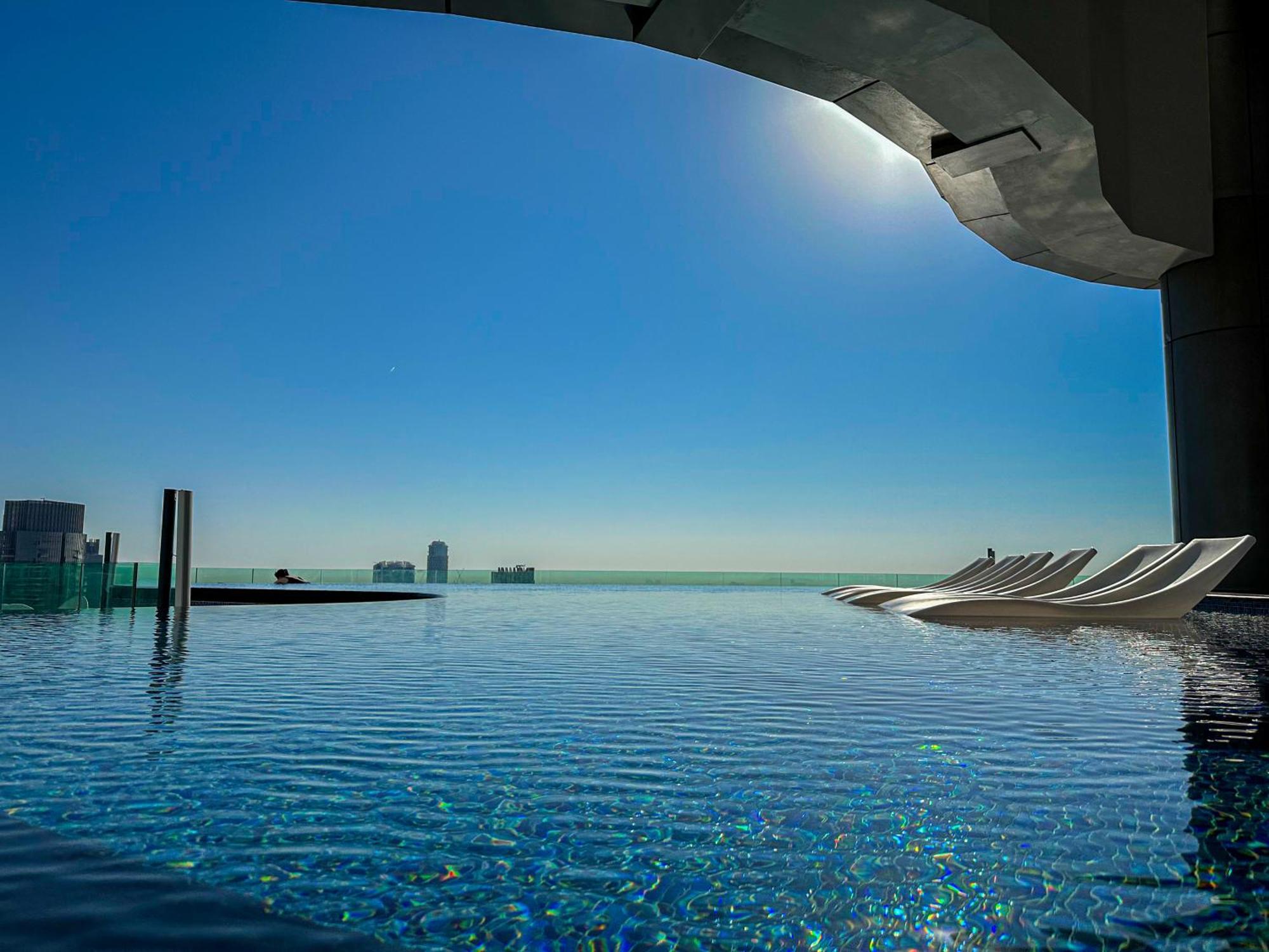 Full Burj Khalifa View Lux 2Bedroom With Rooftop Pool Central Location In Paramount Hotel Midtown Дубай Экстерьер фото